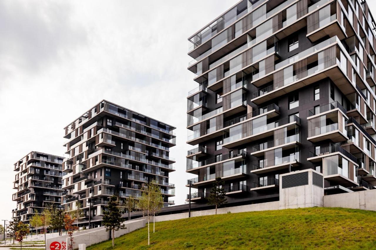 Downtown Apartments ,Next To Spodek-Free Parking Katowice Buitenkant foto